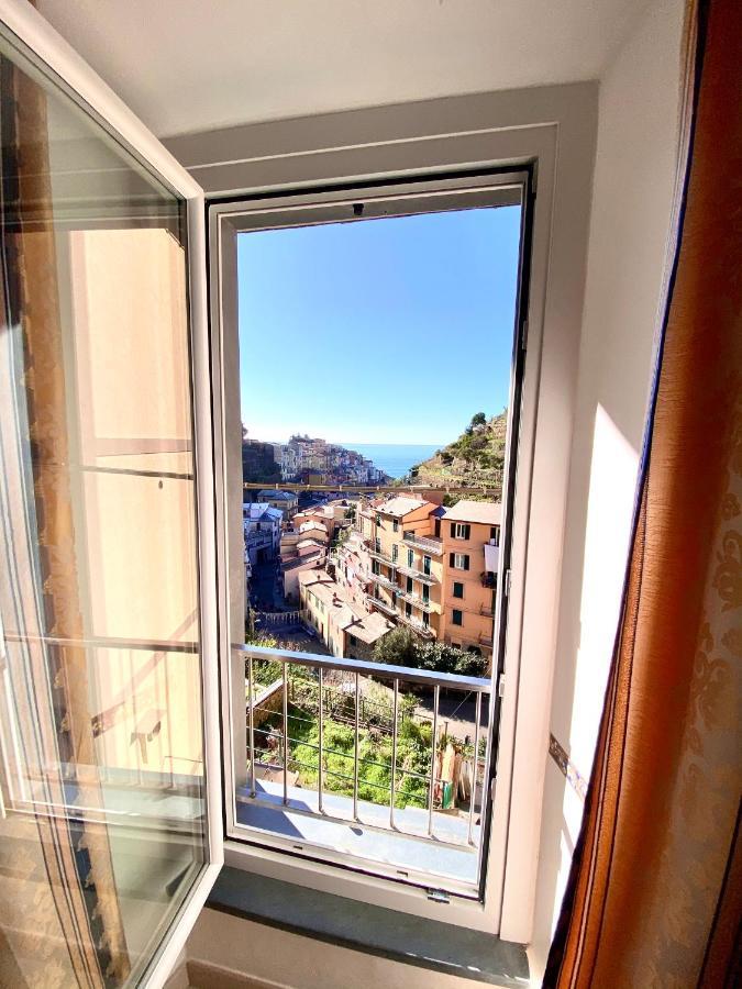 The Manarola Main Plaza Hotel Exterior photo